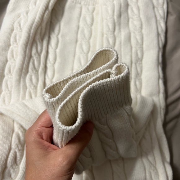 H&M cable knit sweater white, size Medium - Picture 7 of 7
